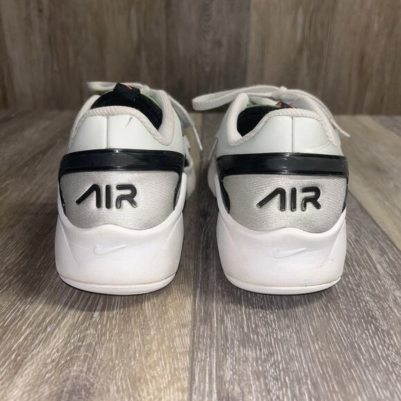 Nike Air Max Bolt Gray Black Green Youth US Size 7Y Sneaker Shoes CW1626-002 - Picture 7 of 11